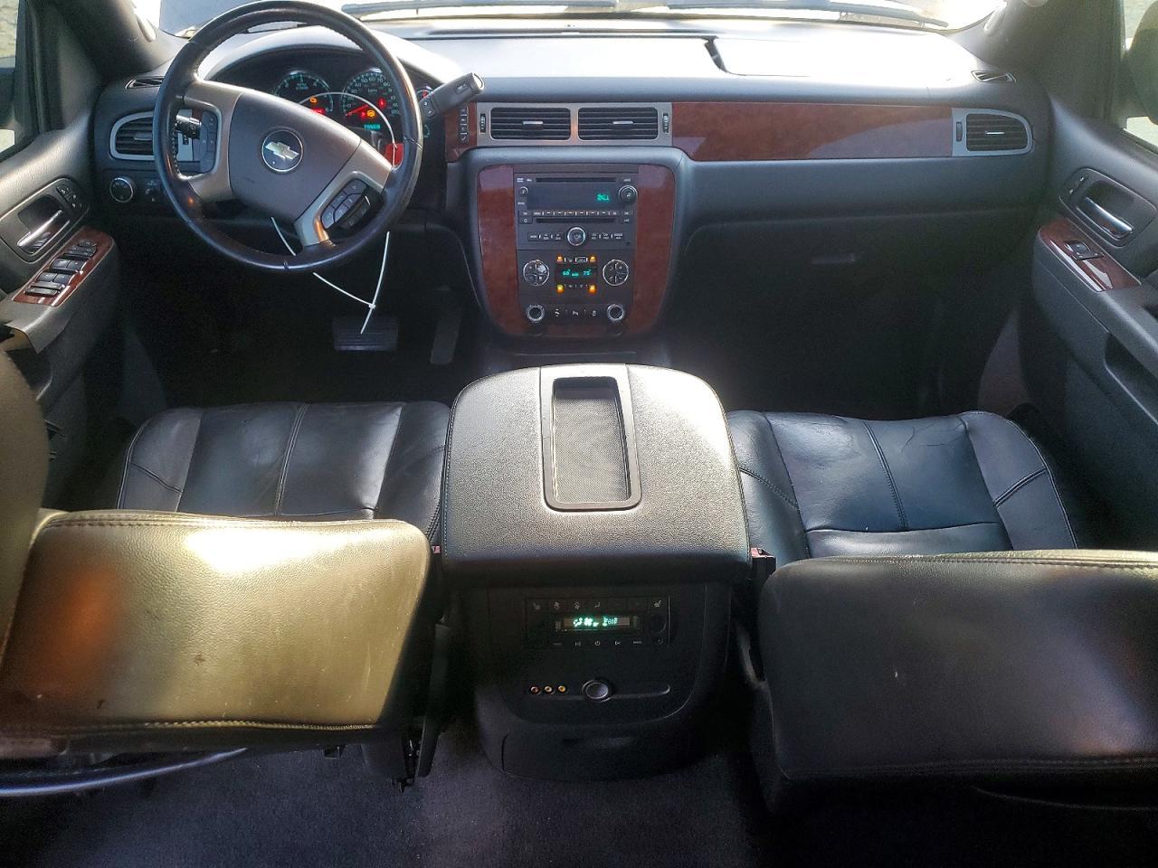 2014 CHEVROLET Tahoe