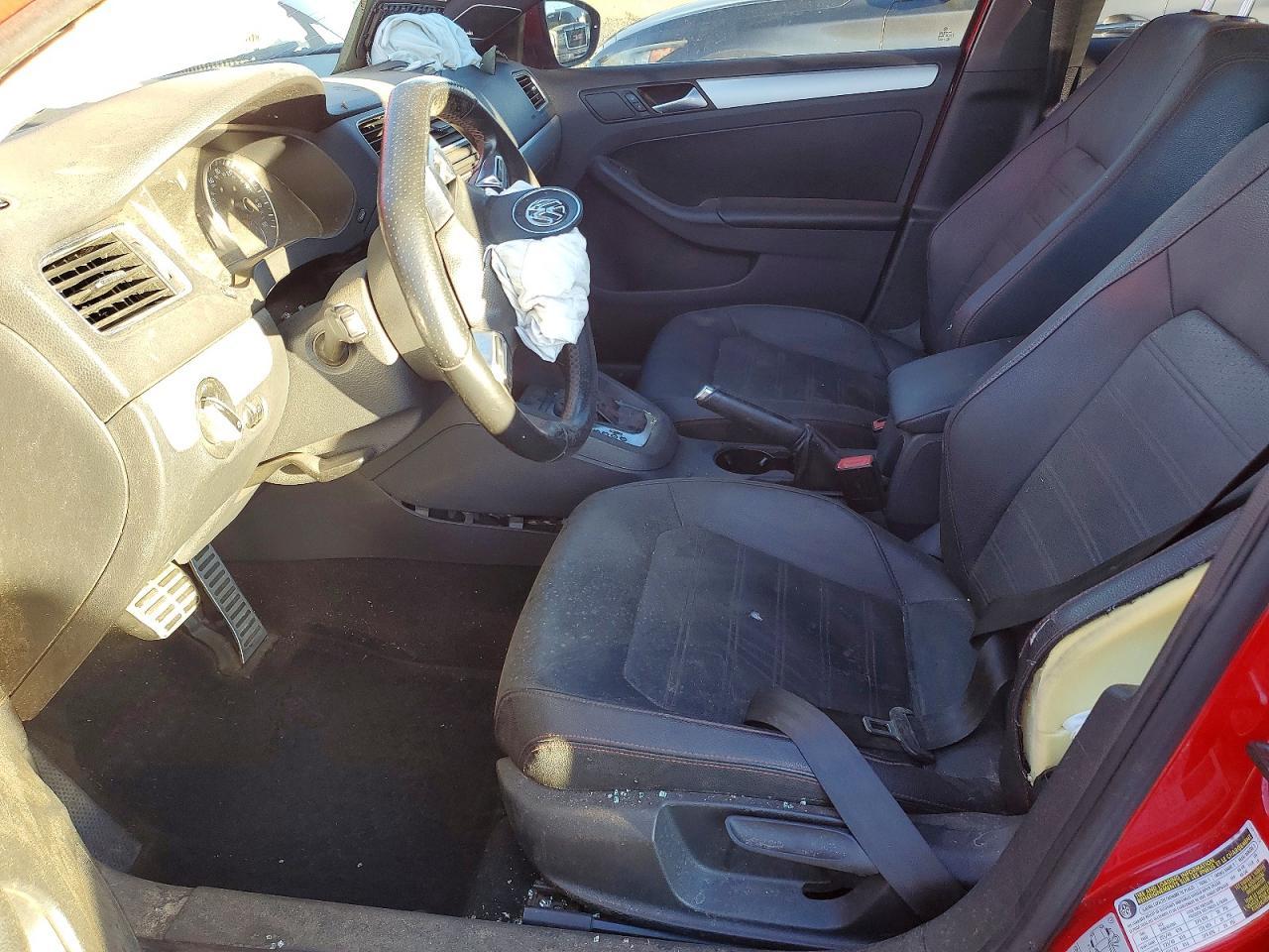 2012 VOLKSWAGEN JETTA