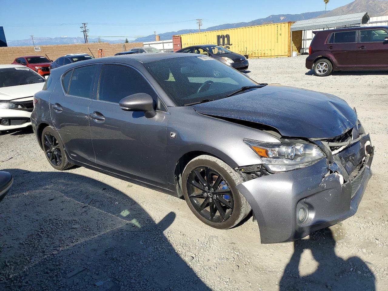 2013 LEXUS CT 200