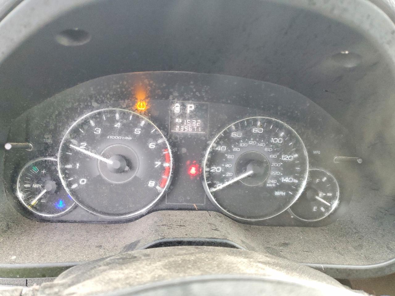 2012 SUBARU Legacy