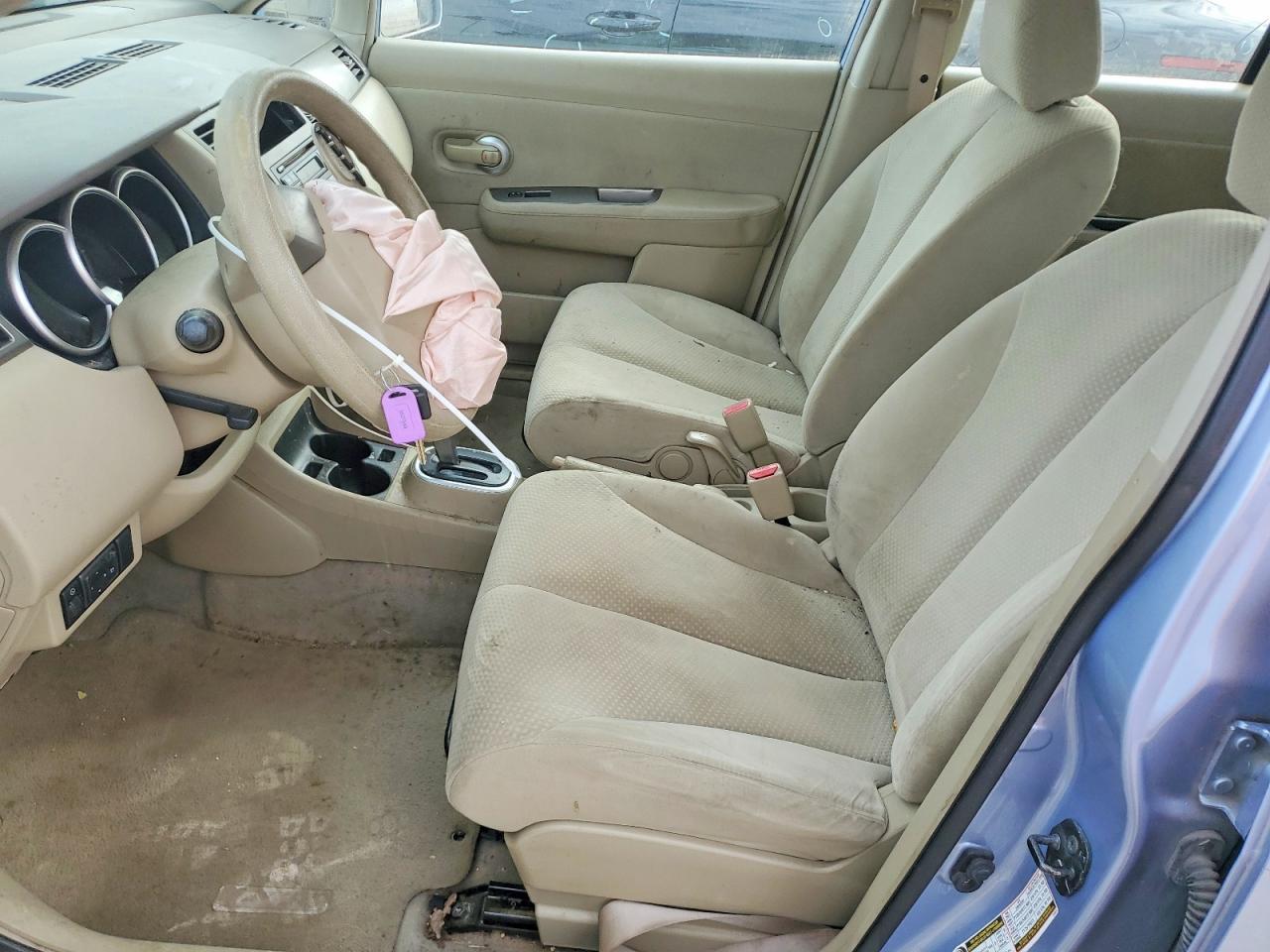 2010 NISSAN VERSA