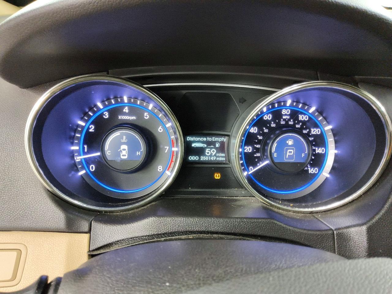 2013 HYUNDAI SONATA