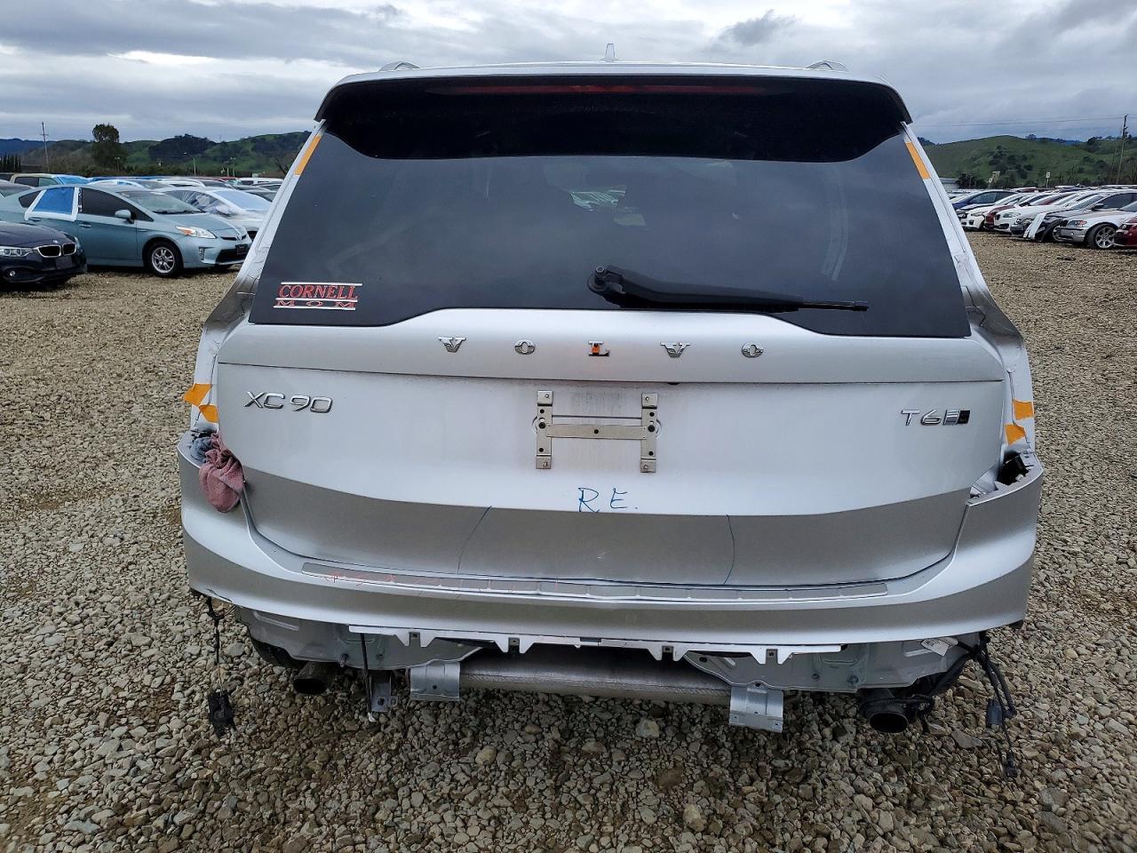 2018 VOLVO XC90