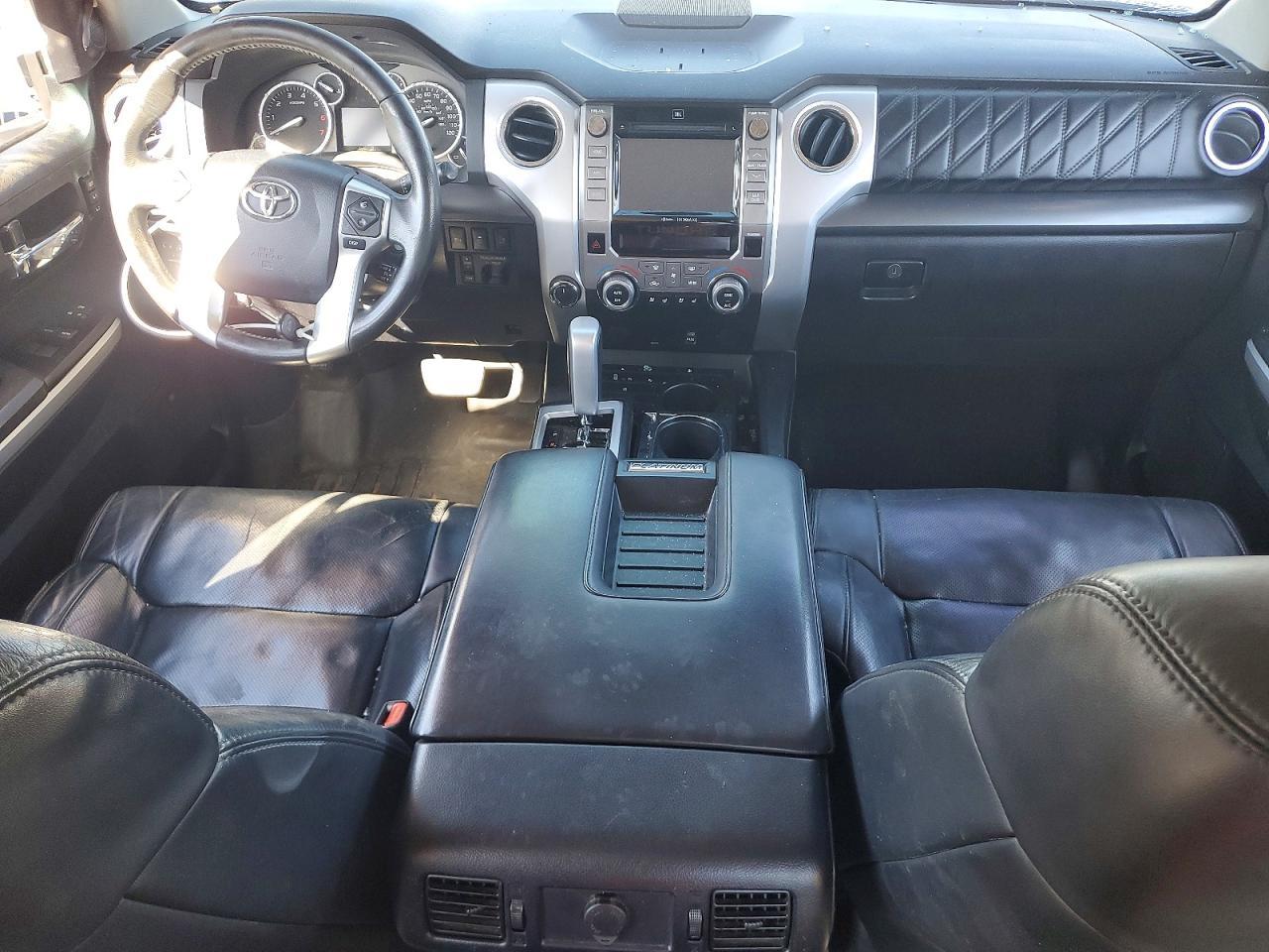 2016 TOYOTA TUNDRA