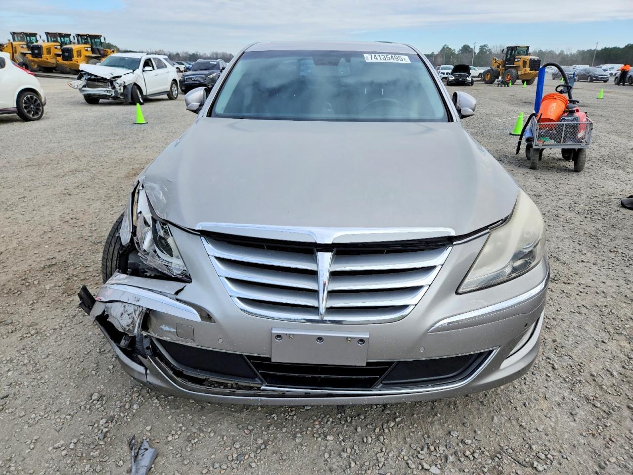 2012 HYUNDAI GENESIS