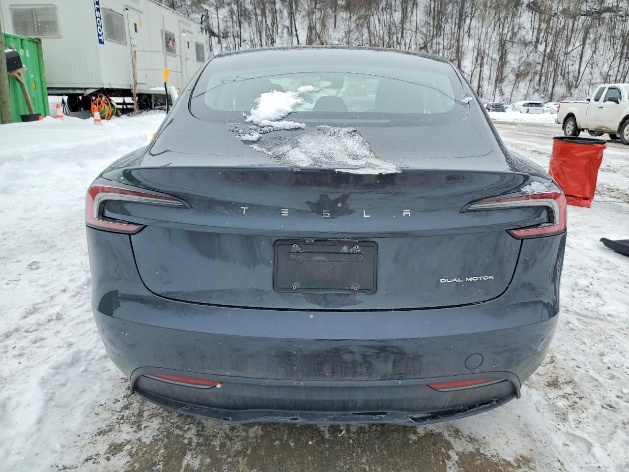 2025 TESLA MODEL 3