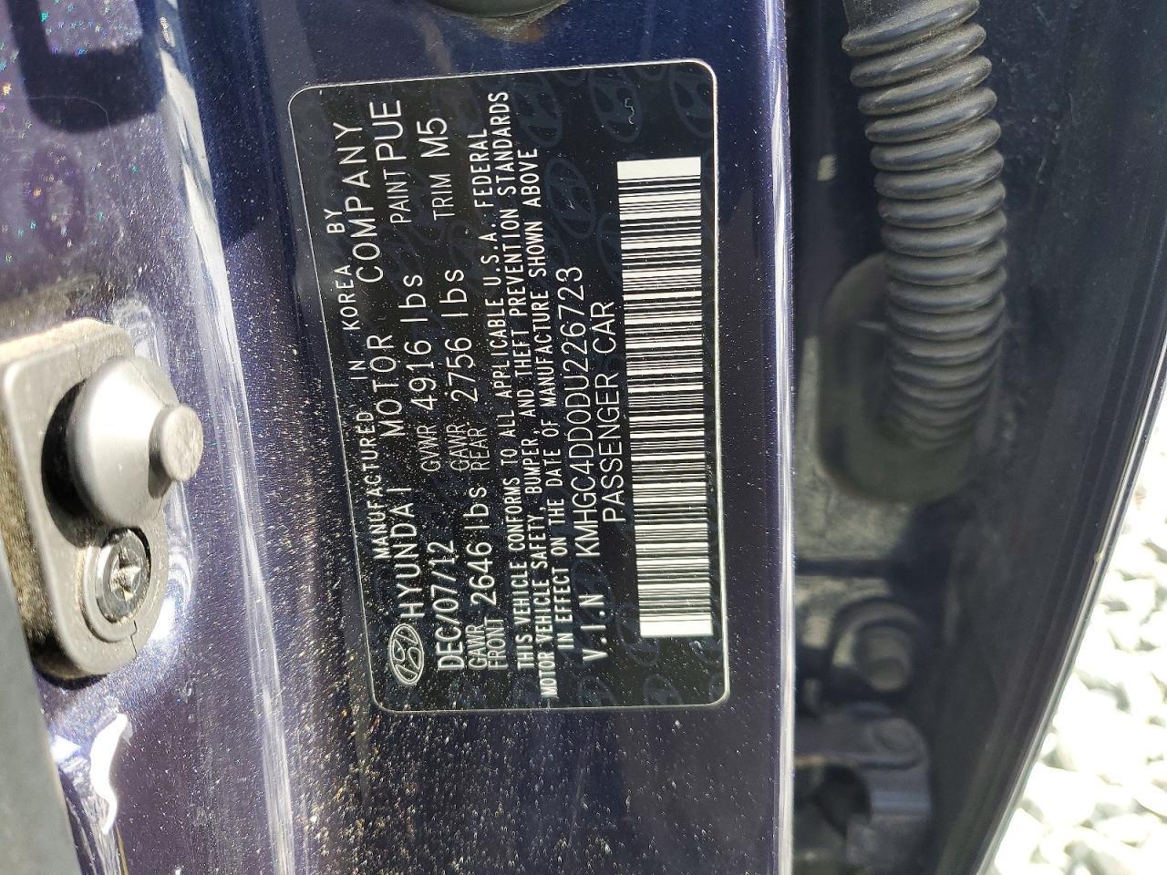2013 HYUNDAI GENESIS
