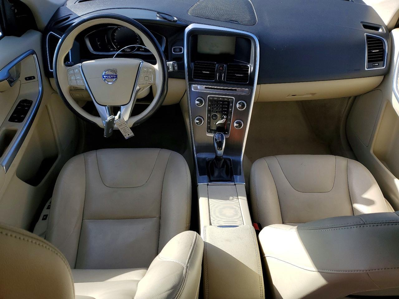 2016 VOLVO XC60