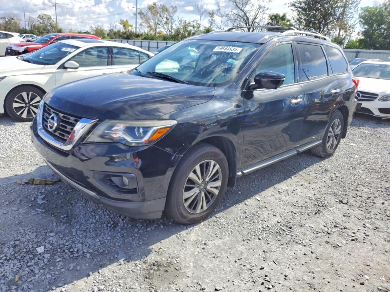 2017 NISSAN PATHFINDER