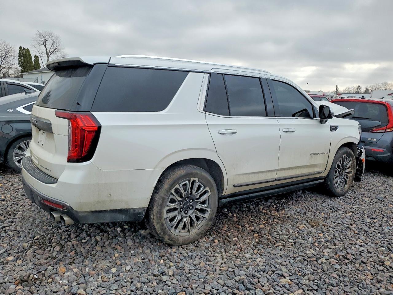 2023 GMC Yukon