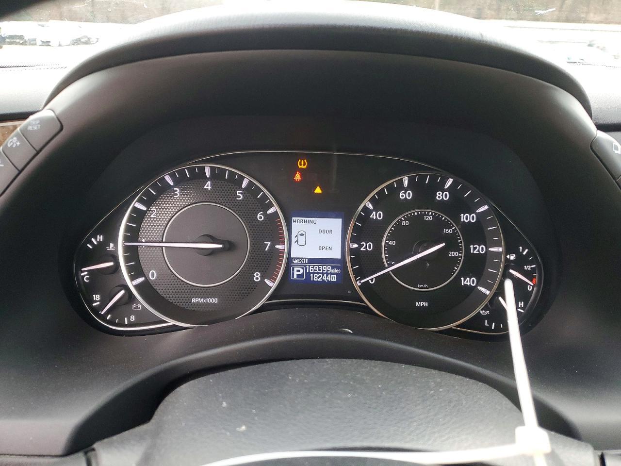2017 NISSAN Armada