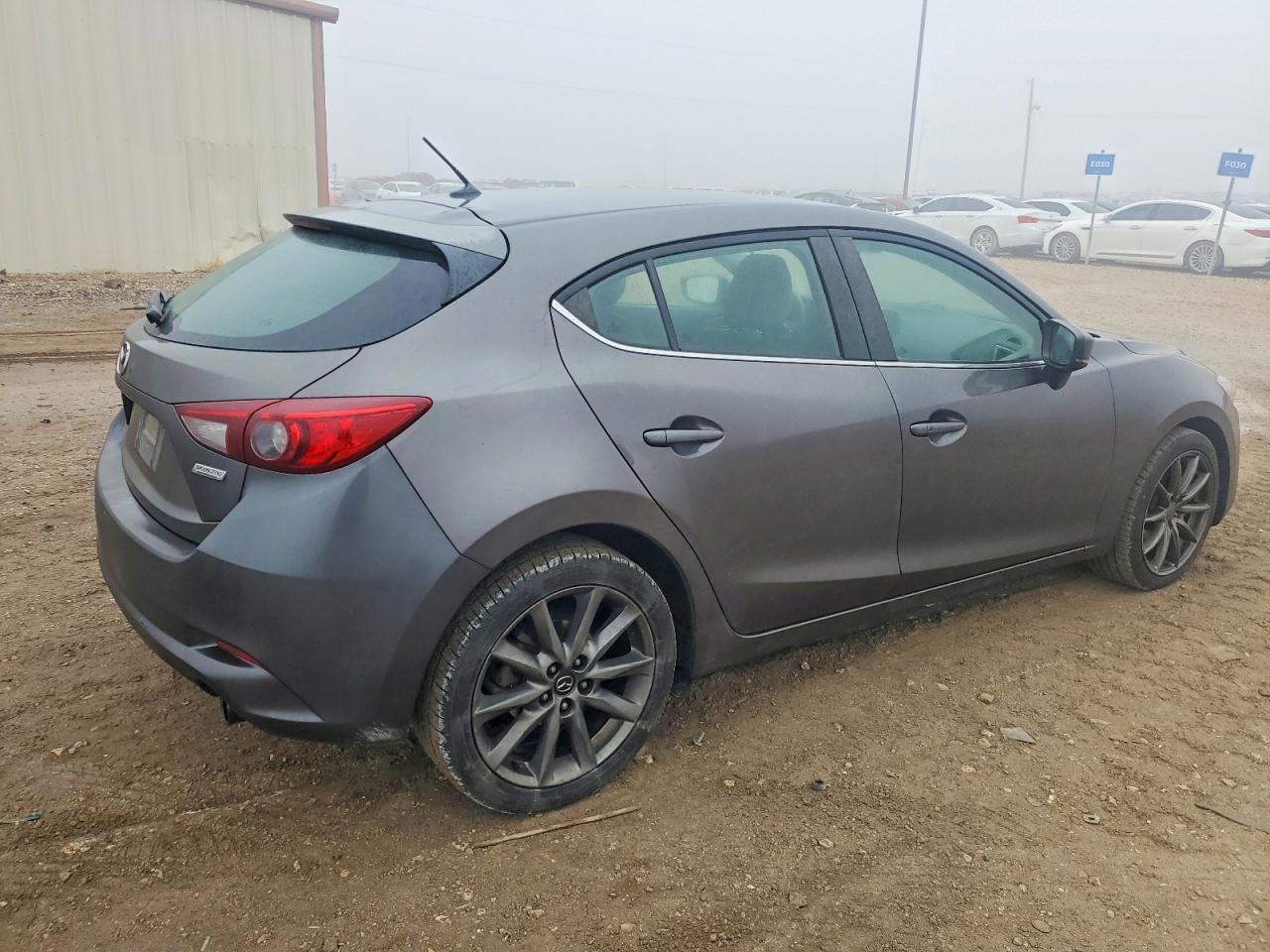2018 MAZDA 3