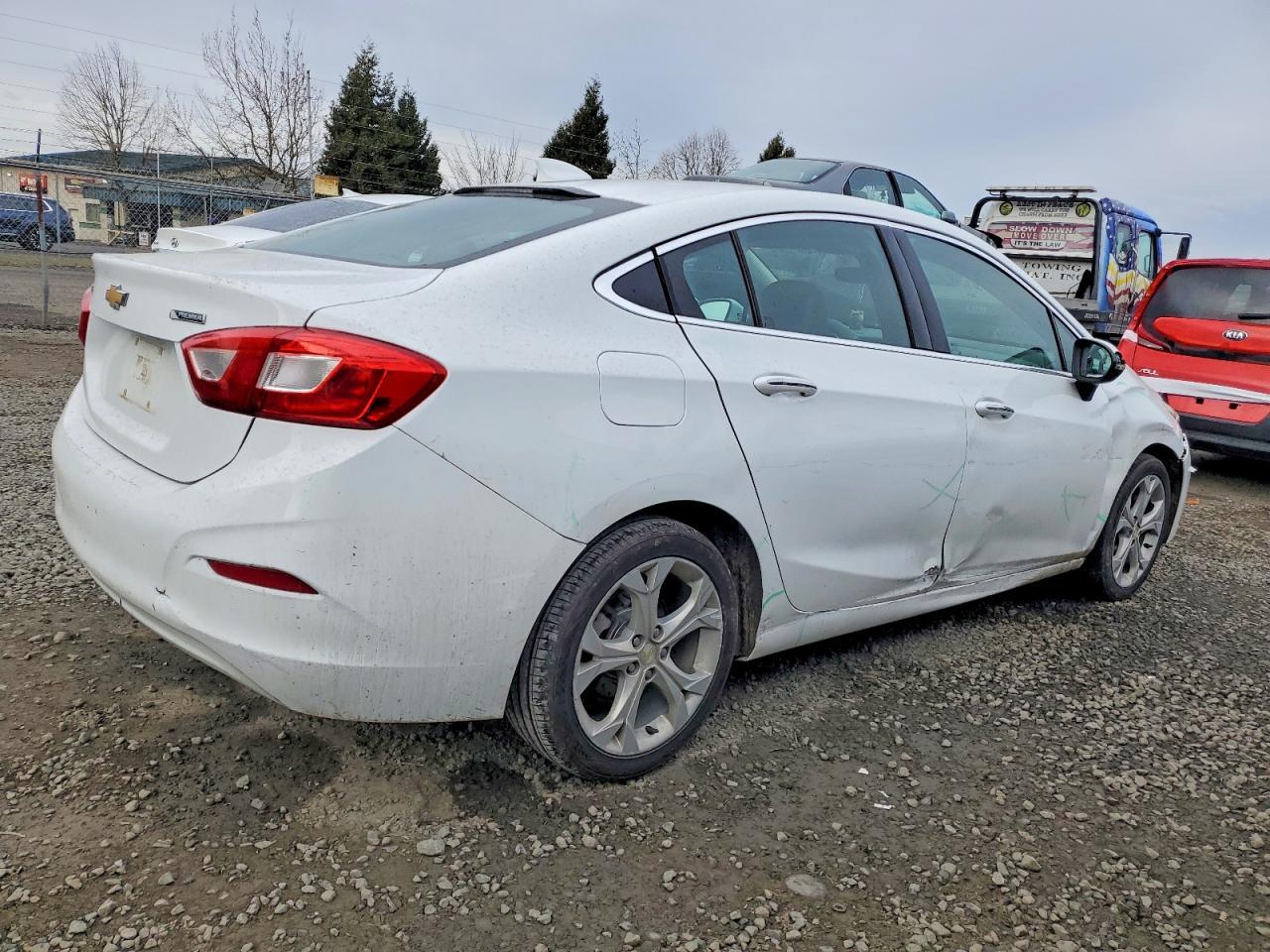 2016 CHEVROLET CRUZE