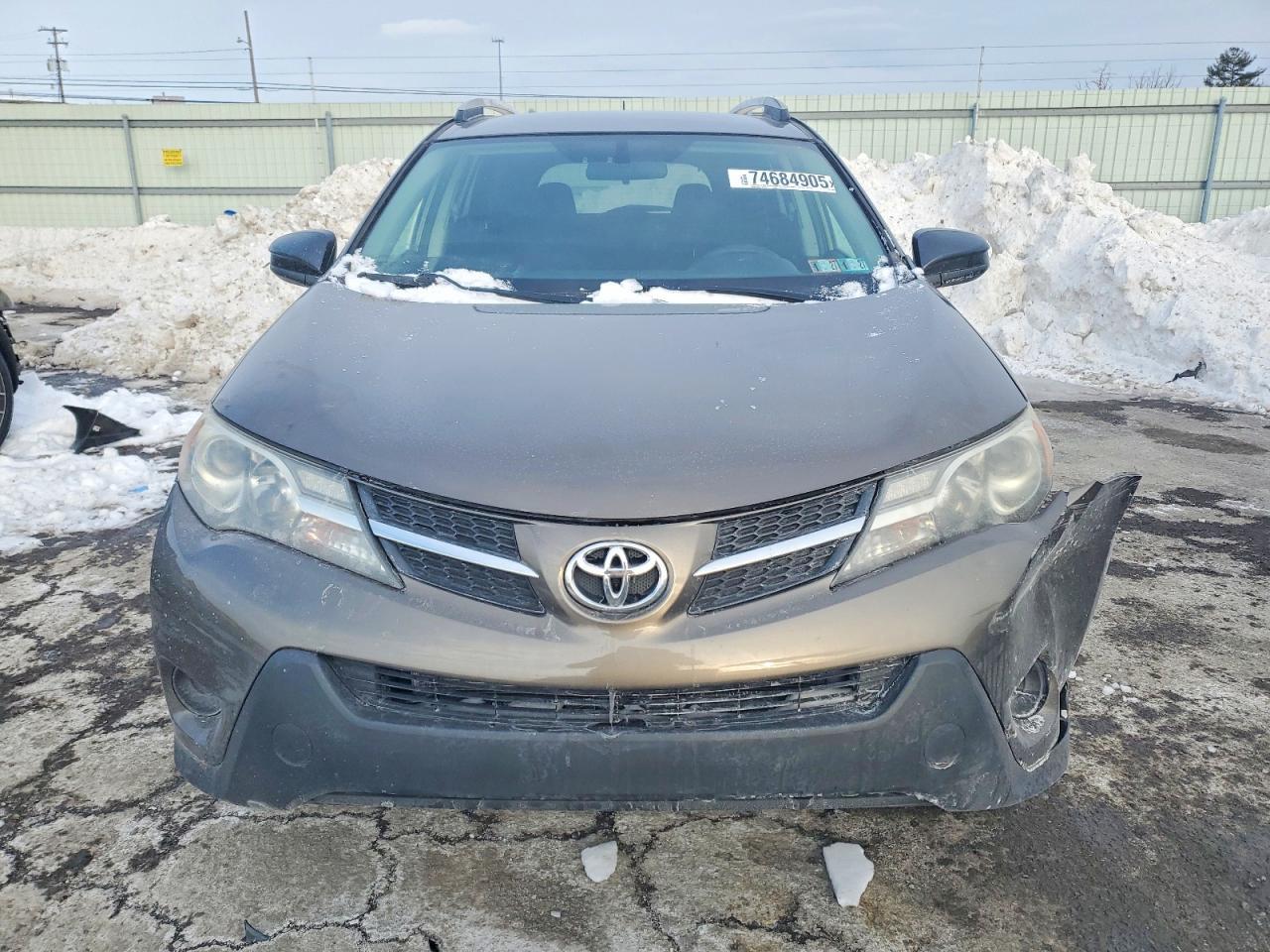 2015 TOYOTA RAV4