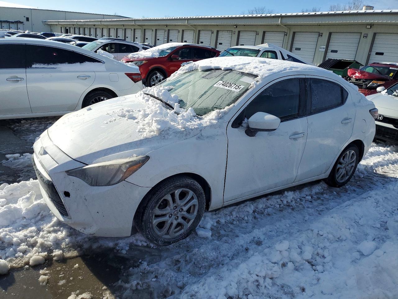 2017 TOYOTA YARIS