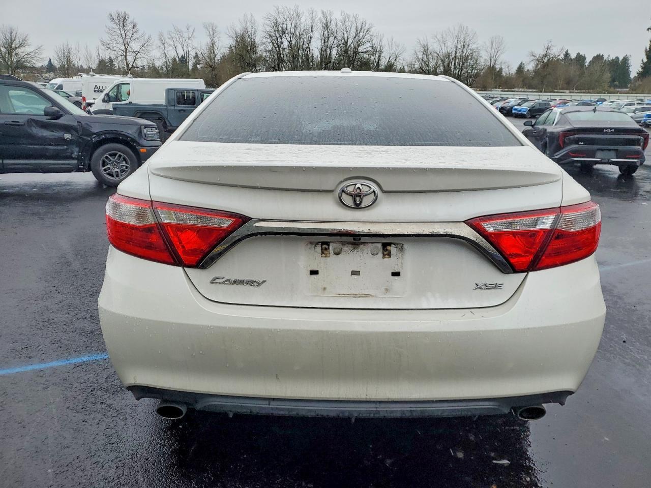 2015 TOYOTA CAMRY