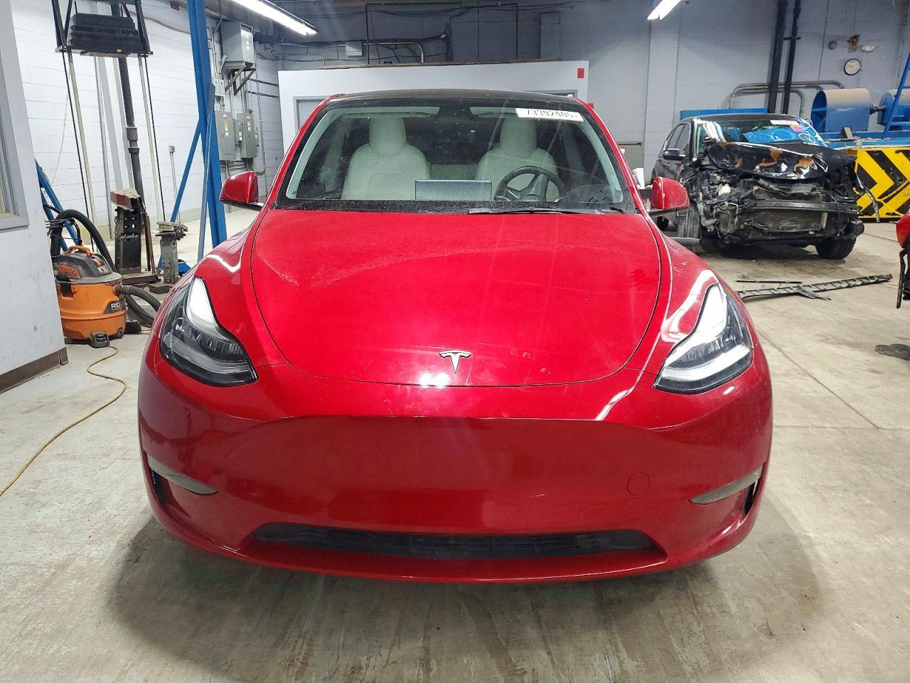 2021 TESLA MODEL Y