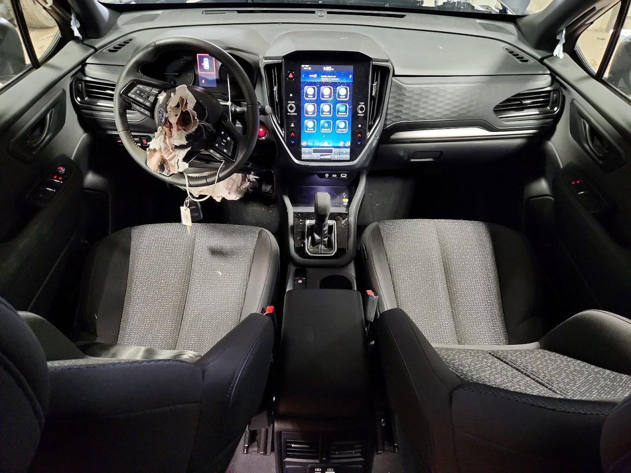 2025 SUBARU FORESTER