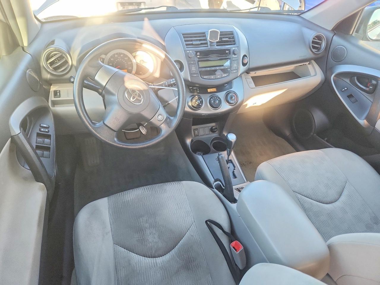 2011 TOYOTA RAV4