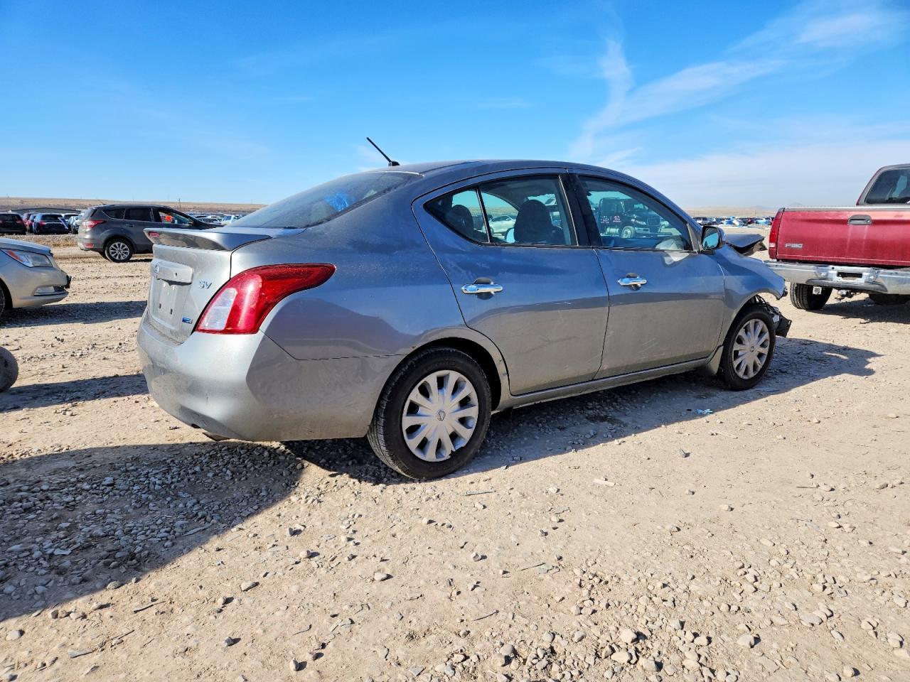 2014 NISSAN VERSA