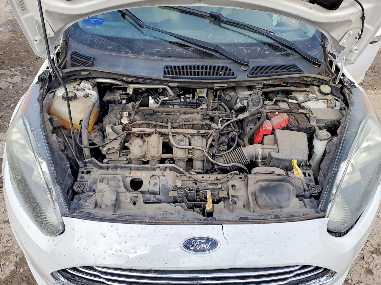 2016 FORD Fiesta