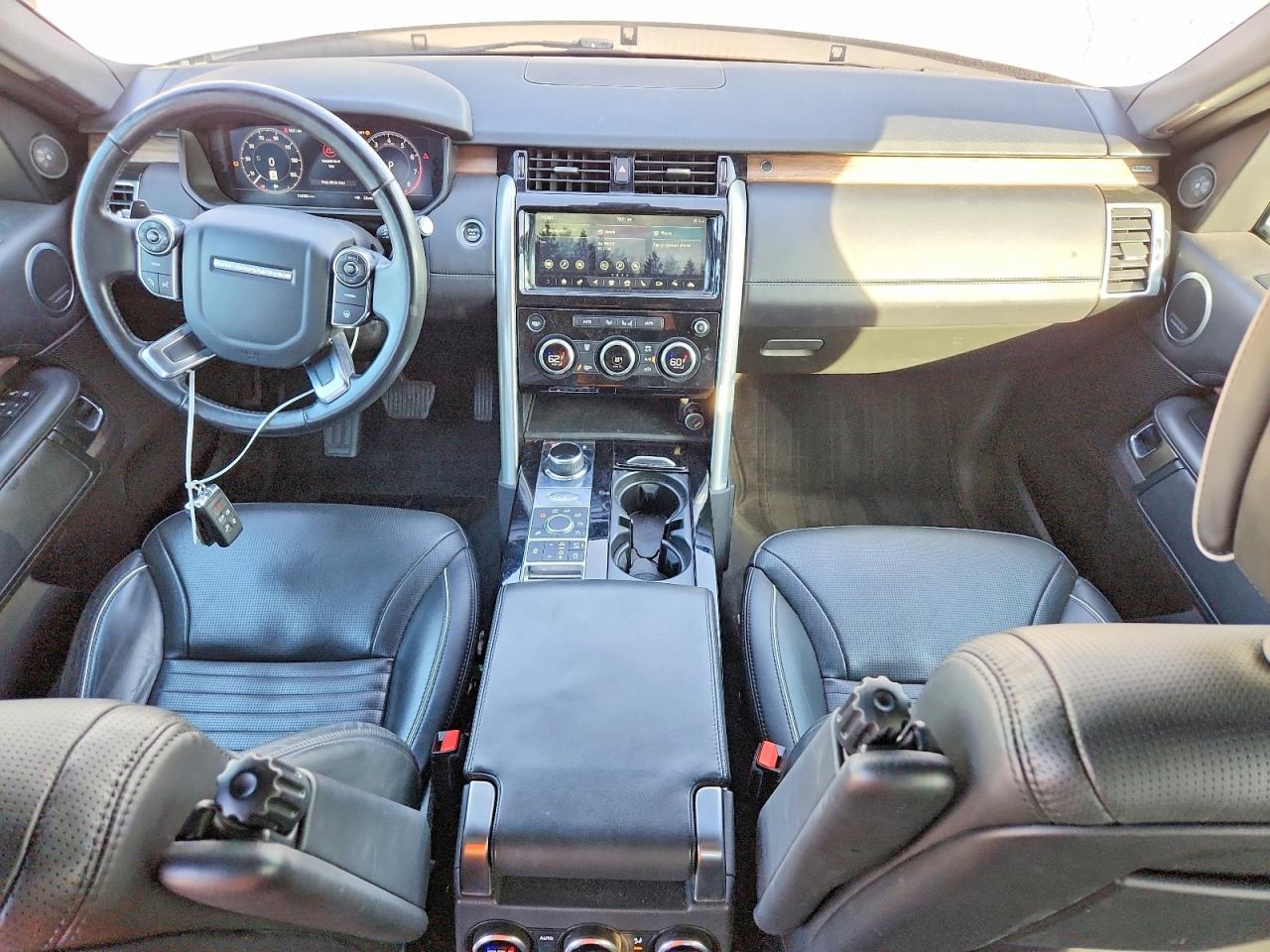 2018 LAND ROVER Discovery