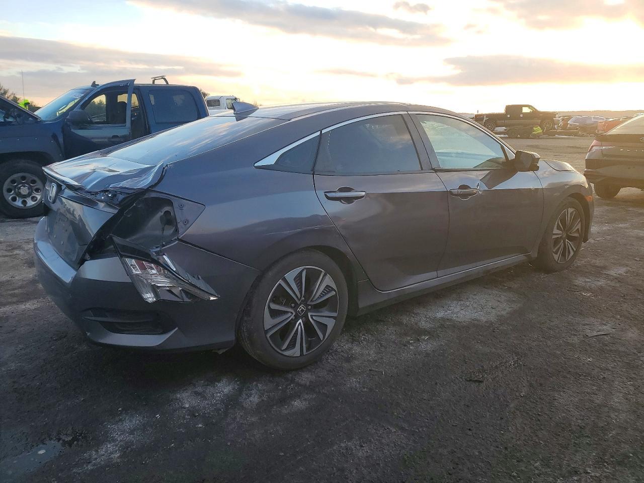 2016 HONDA CIVIC