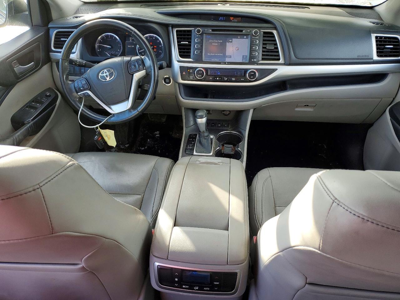 2014 TOYOTA HIGHLANDER