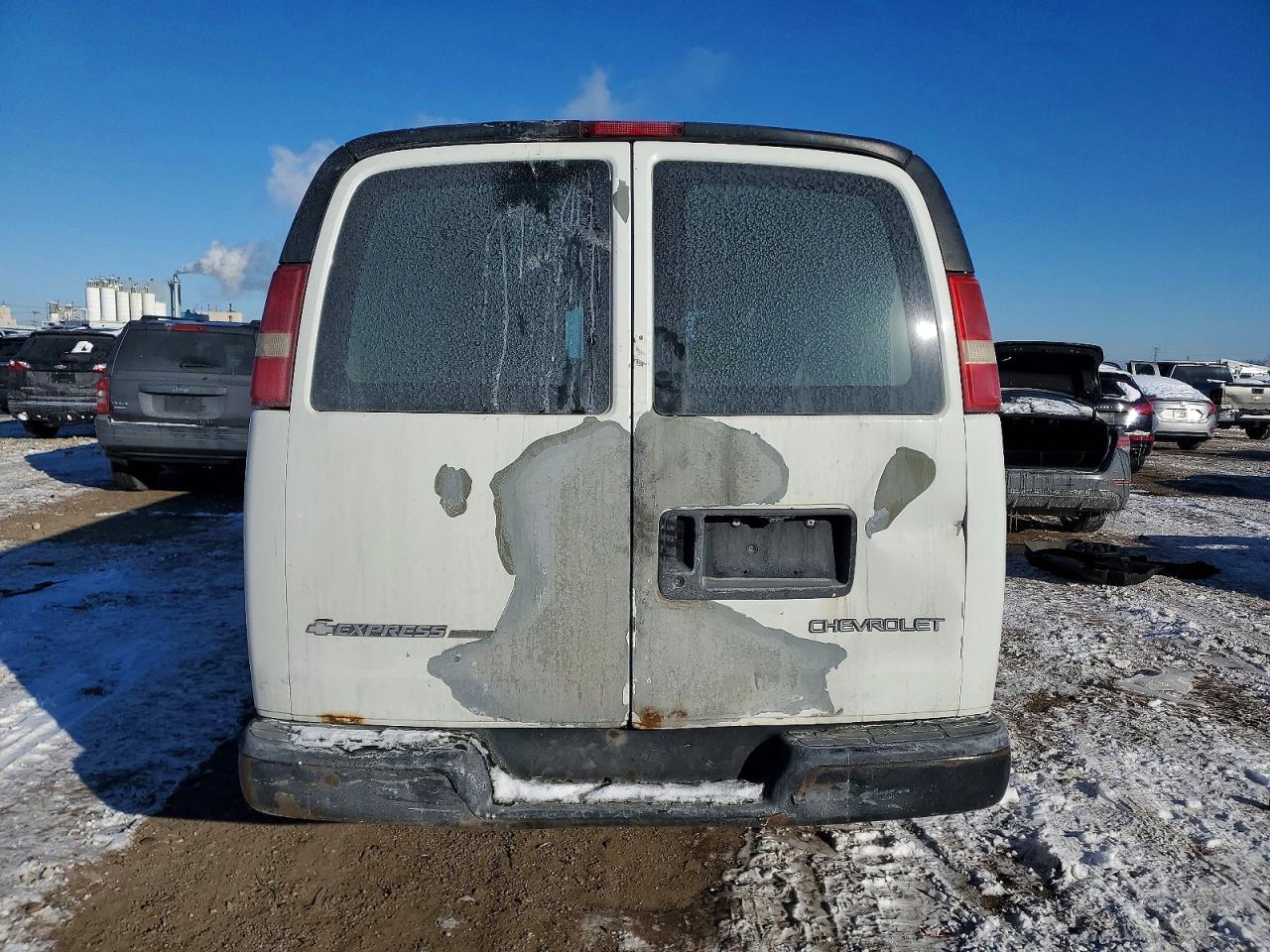2004 CHEVROLET EXPRESS 2500