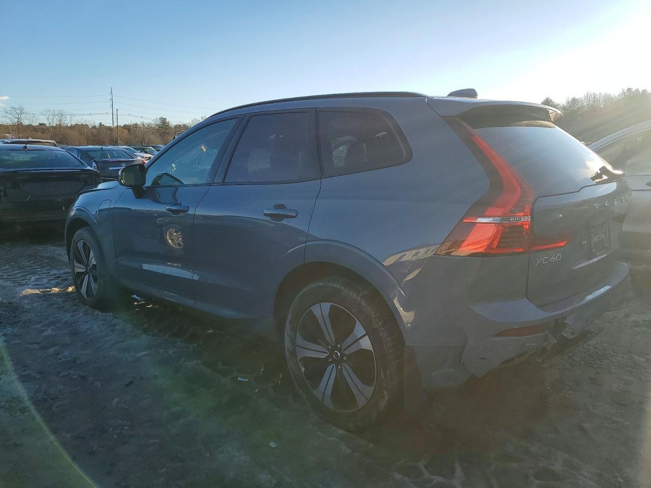 2024 VOLVO XC60
