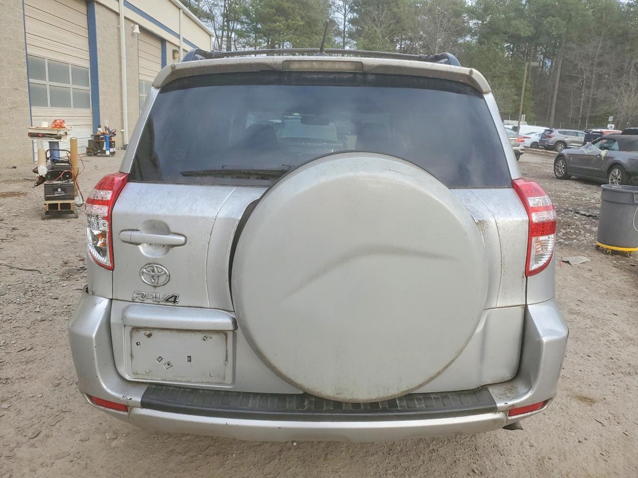 2011 TOYOTA RAV4