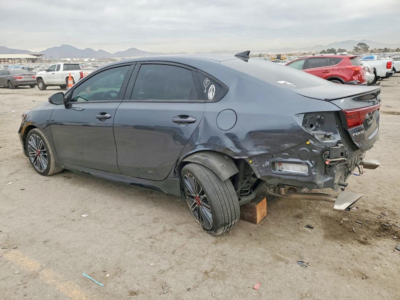 2023 KIA FORTE