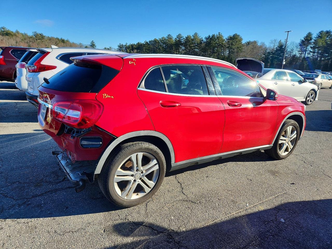 2017 MERCEDES-BENZ GLA-Class