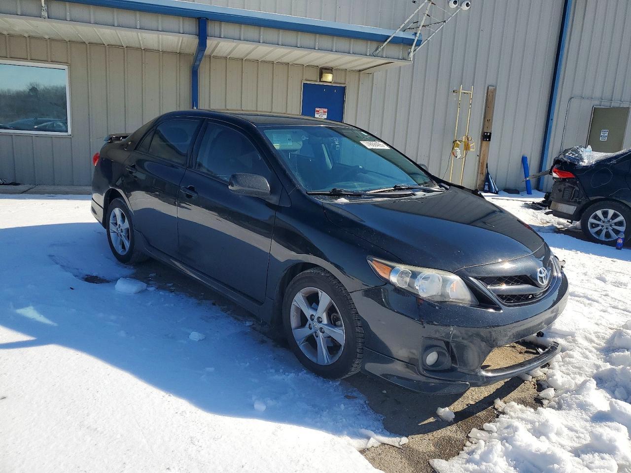 2011 TOYOTA COROLLA