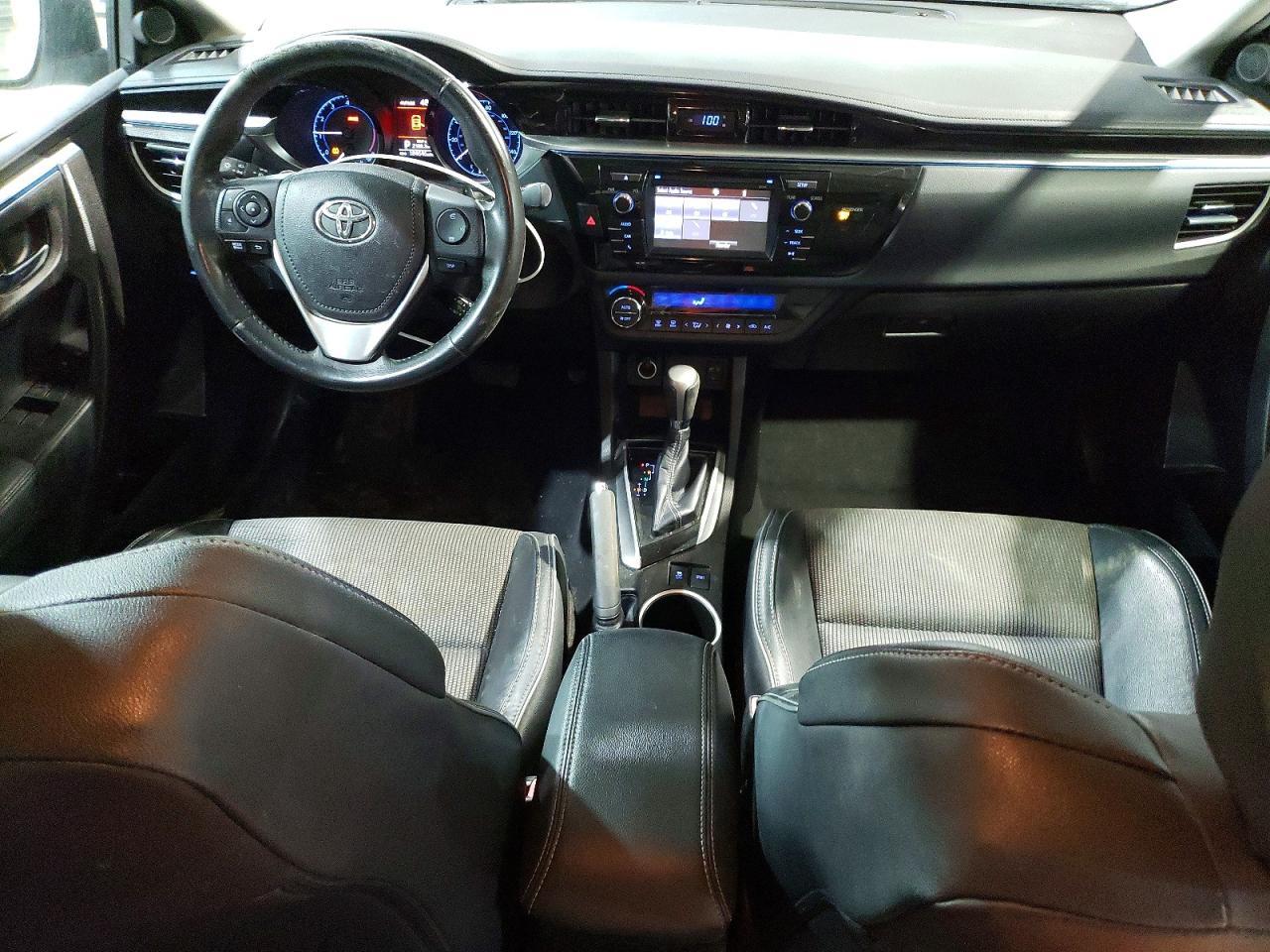 2015 TOYOTA COROLLA