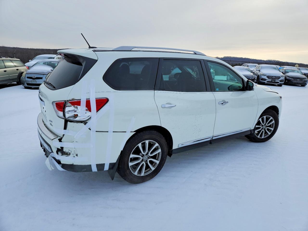 2015 NISSAN PATHFINDER