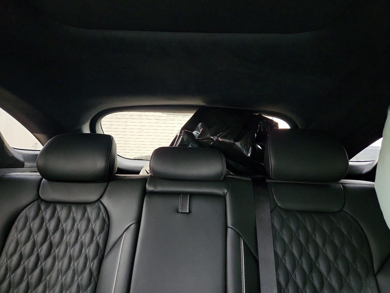 2024 GENESIS GV70