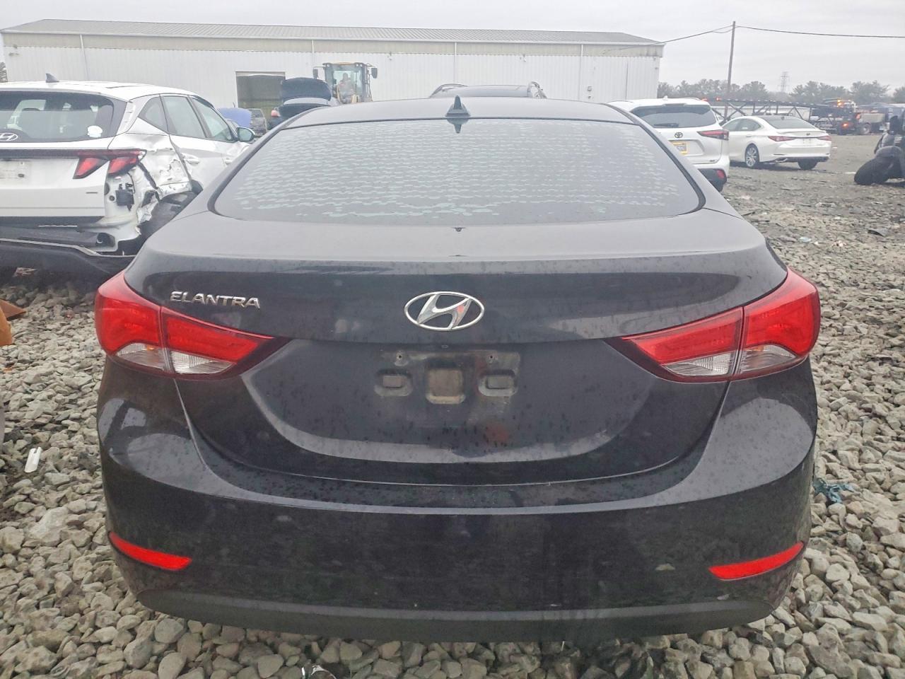 2016 HYUNDAI ELANTRA