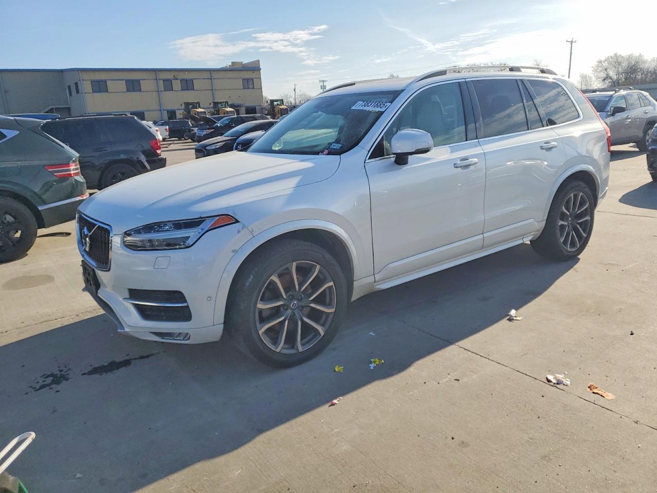 2016 VOLVO XC90