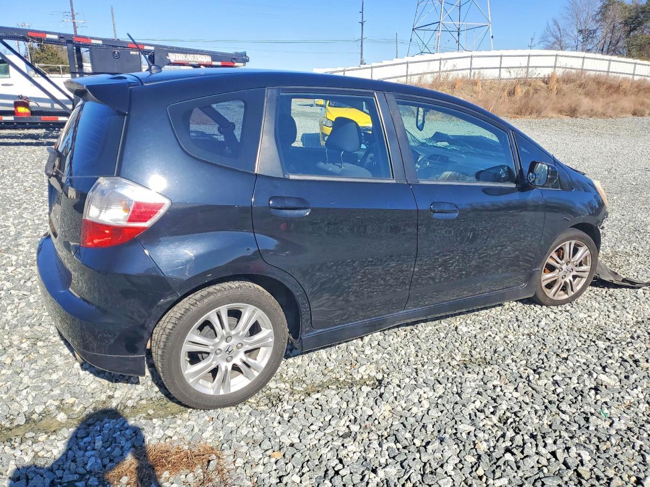 2010 HONDA FIT