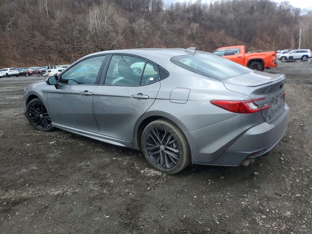 2025 TOYOTA CAMRY