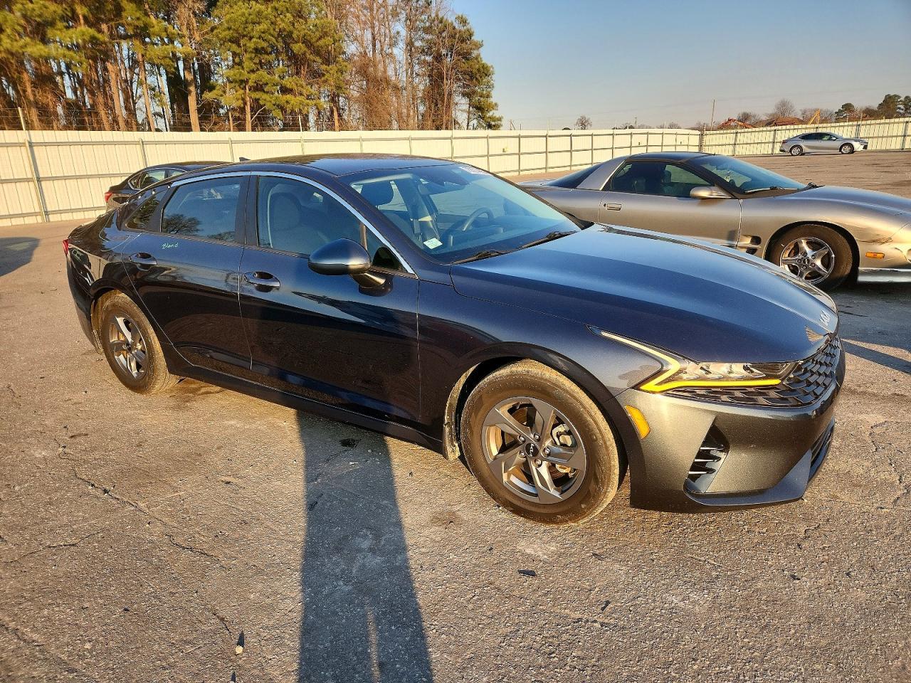 2022 KIA K5