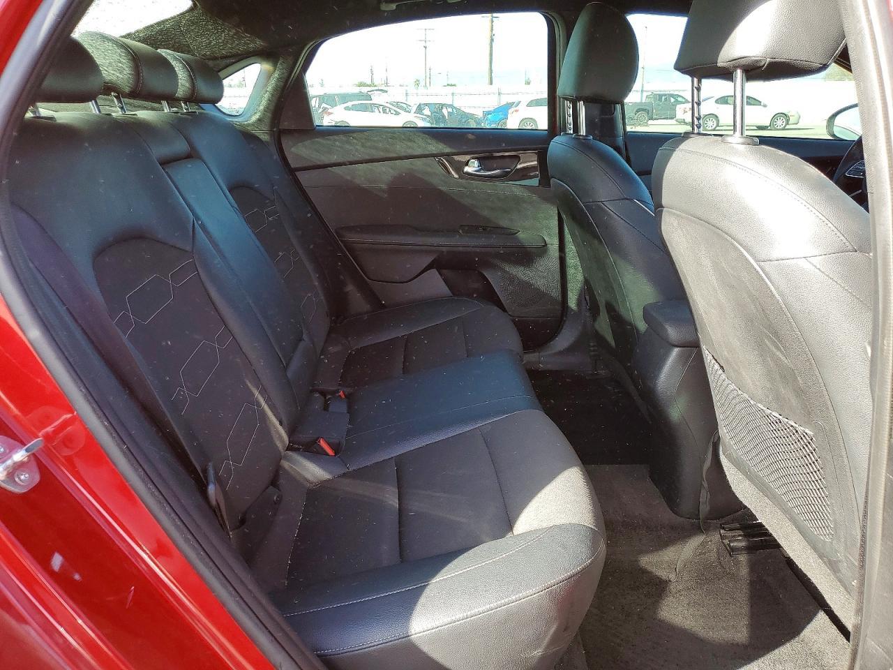 2024 KIA FORTE