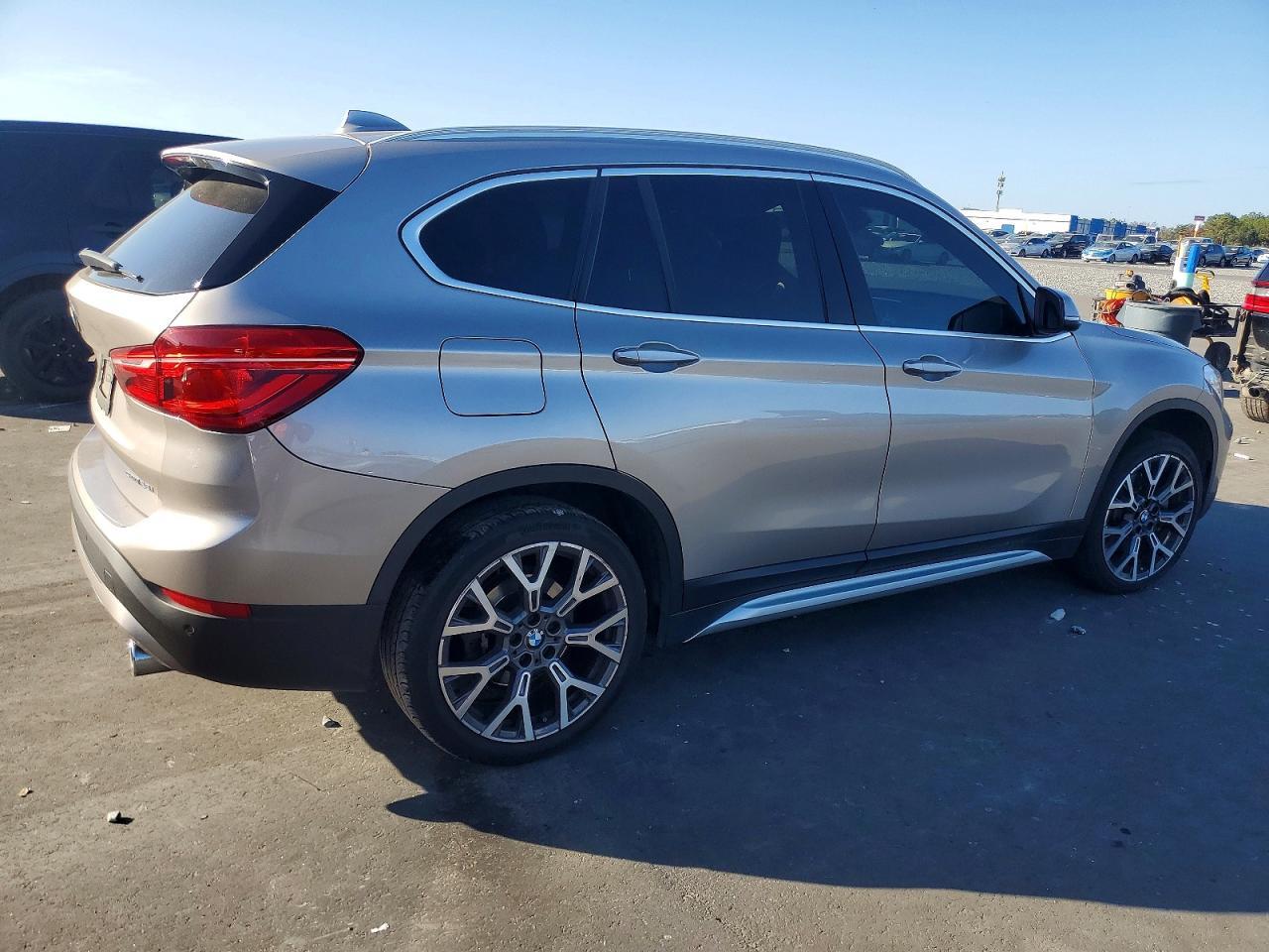 2021 BMW X1