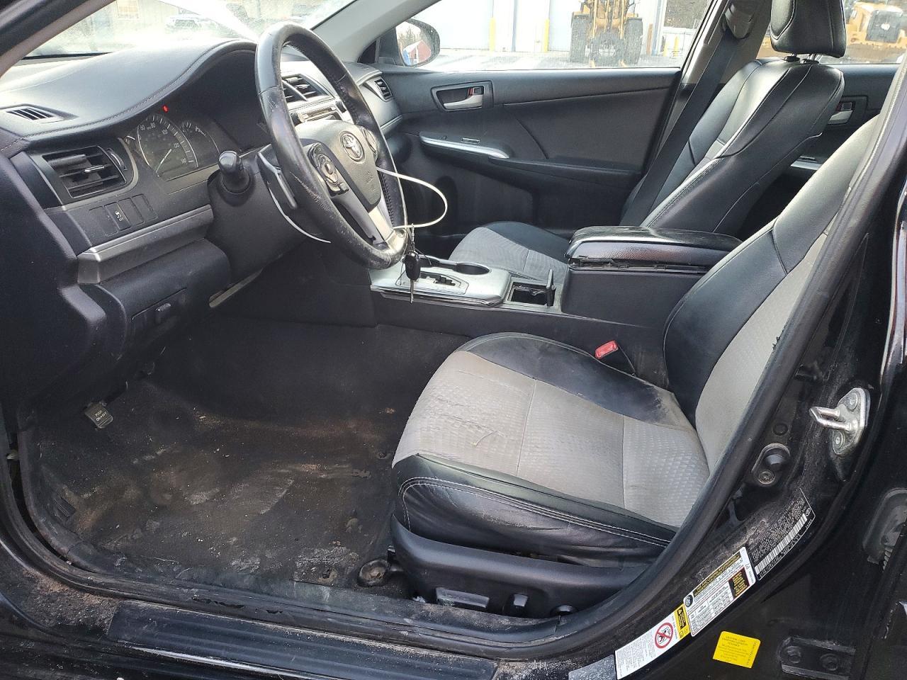 2014 TOYOTA CAMRY