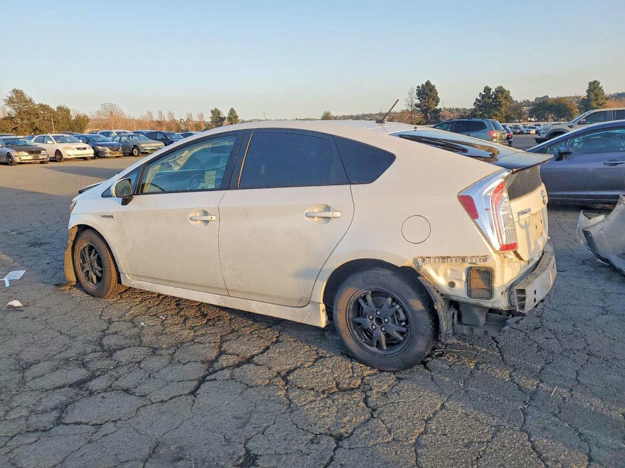 2015 TOYOTA PRIUS