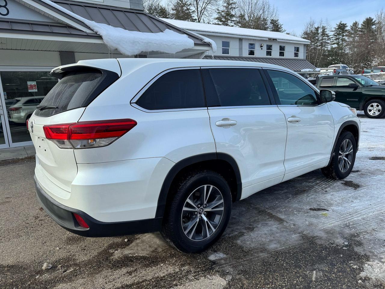 2017 TOYOTA HIGHLANDER