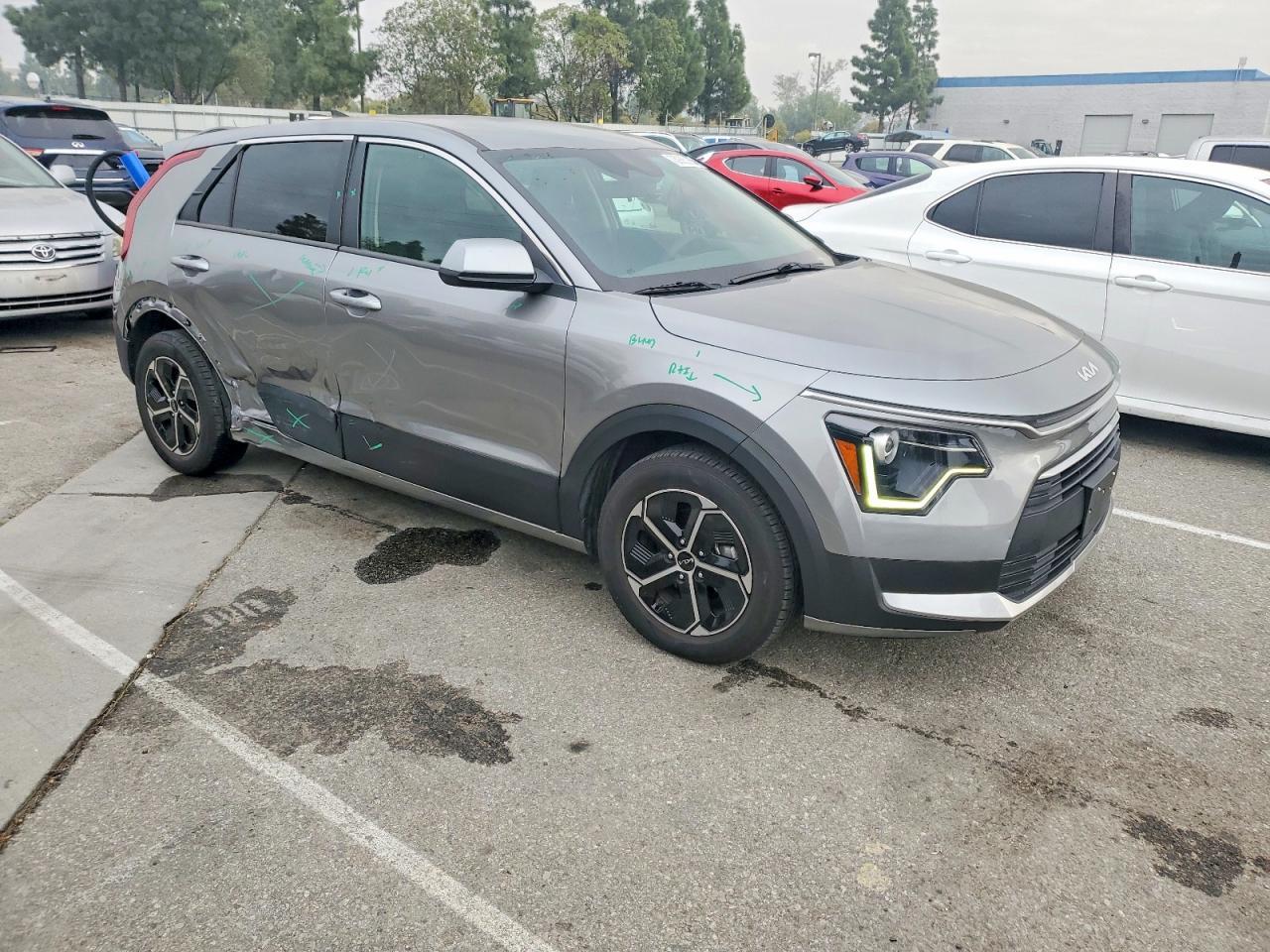 2023 KIA Niro