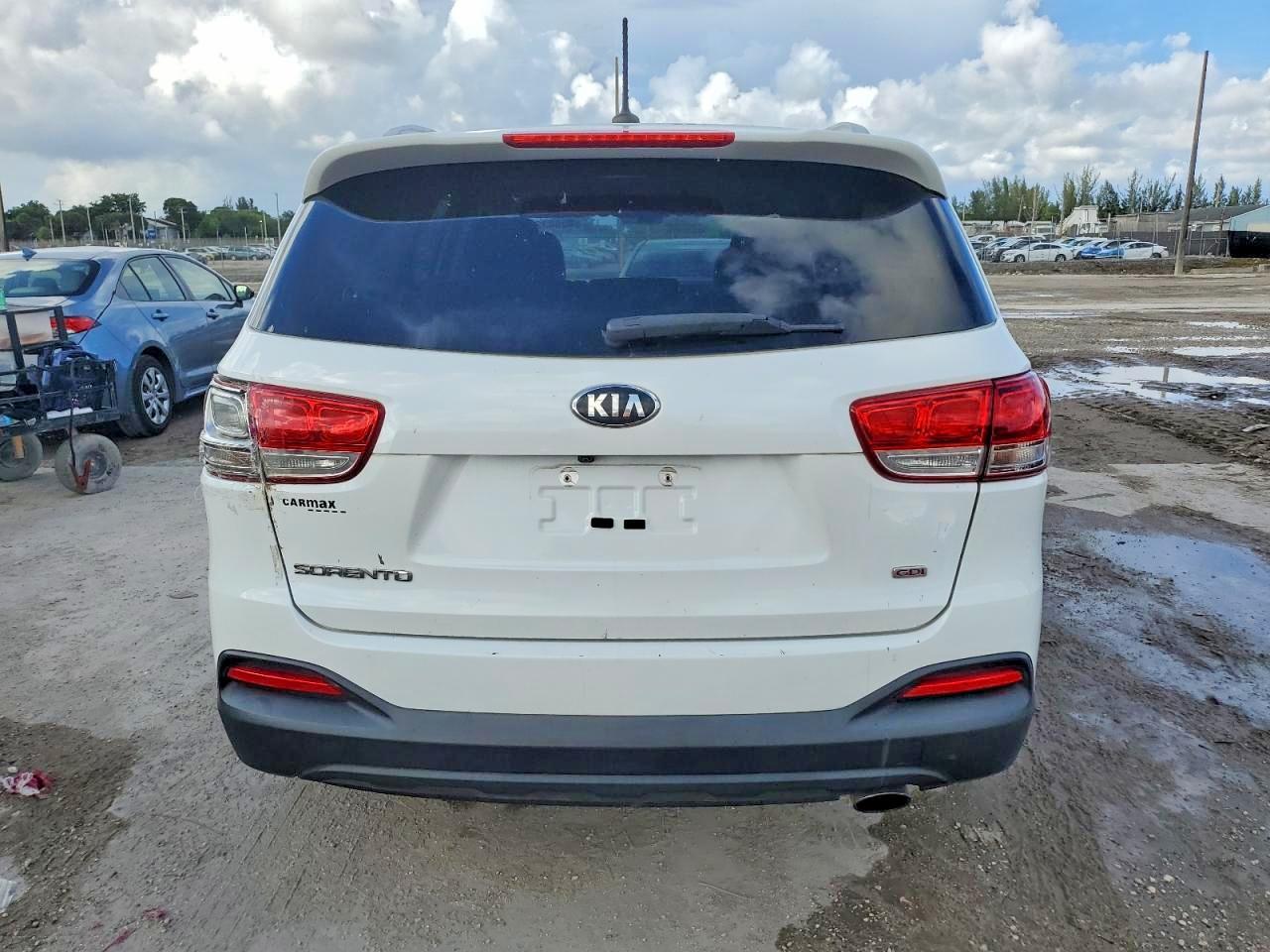 2017 KIA SORENTO