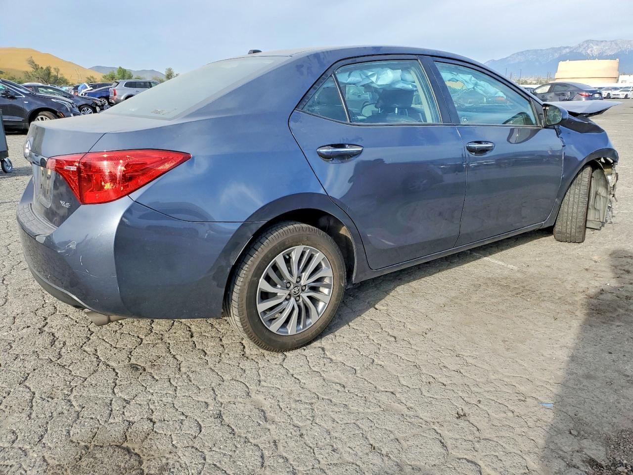 2018 TOYOTA COROLLA